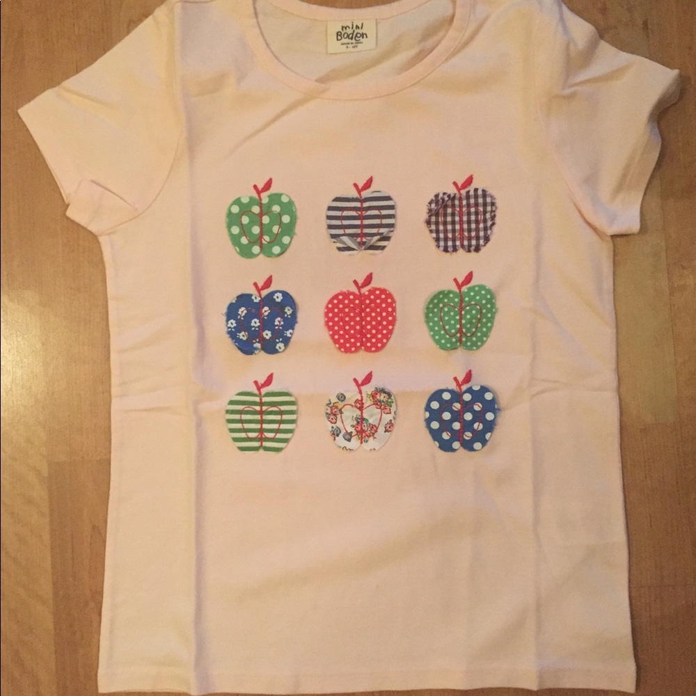 COPY - Mini Boden Girls Apple Appliqué Tee Size 9-10y